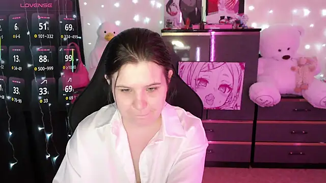 Snapshot of AmyVibess chatting on 10.02.25 AmyVibess online show from 10.02.25