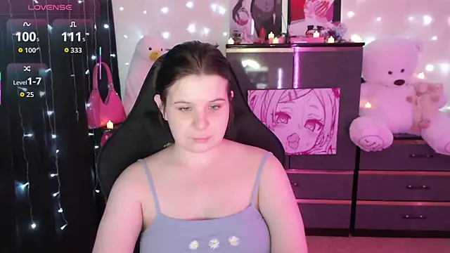 Snapshot of AmyVibess chatting on 10.04.25 AmyVibess online show from 10.04.25
