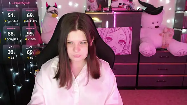Snapshot of AmyVibess chatting on 10.17.25 AmyVibess online show from 10.17.25