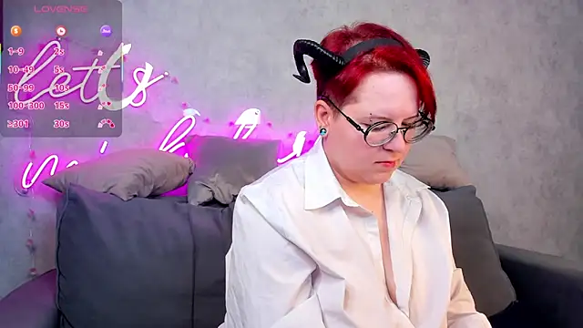 Michelle Wilsson online show from 11.02.25