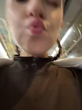 katexxxx online show from 11.19.25