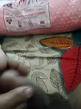 Snapshot of desiboyarya chatting on 10.13.25 desiboyarya online show from 10.13.25