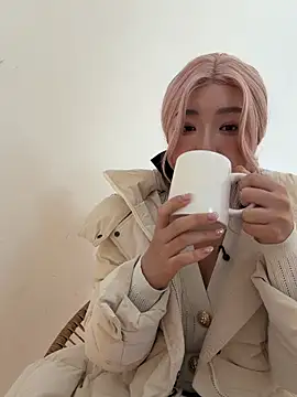 Snapshot of winter11 chatting on 01.17.26 winter11 online show from 01.17.26