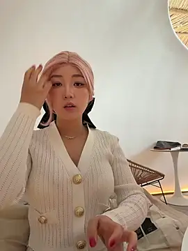 Snapshot of winter11 chatting on 02.01.26 winter11 online show from 02.01.26