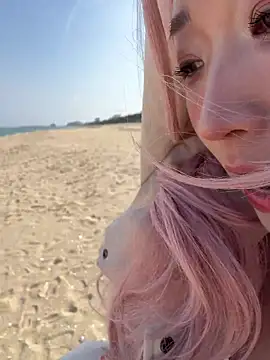 Snapshot of winter11 chatting on 02.05.26 winter11 online show from 02.05.26