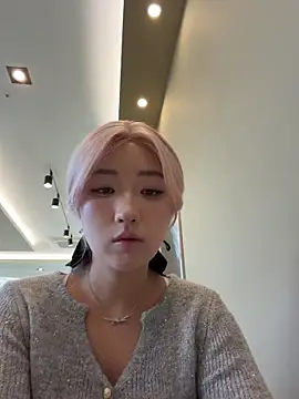 Snapshot of winter11 chatting on 02.07.26 winter11 online show from 02.07.26