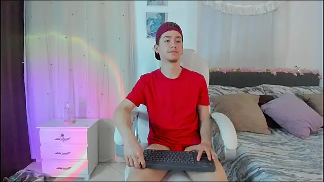 ThiagooJames online show from 12.01.25