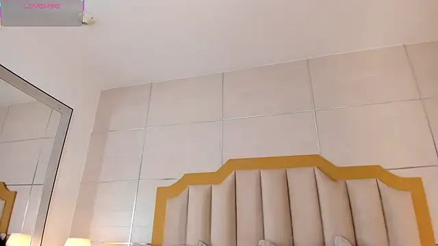 MaddieParker online show from 10.29.25