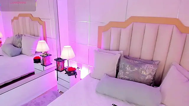 MaddieParker online show from 02.14.26