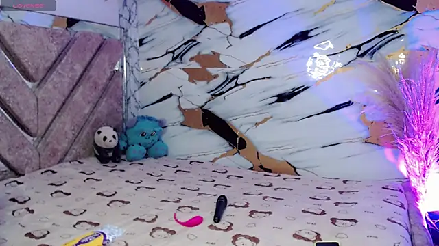 kushina uzumaki75 online show from 04.18.26