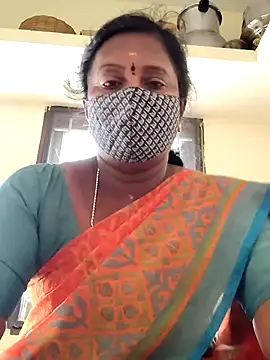 Snapshot of tamil_Nathi chatting on 11.26.25 tamil Nathi online show from 11.26.25