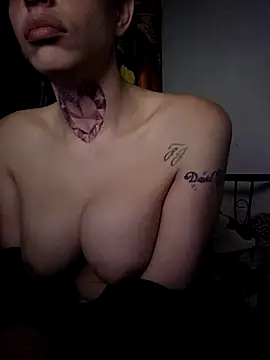 Snapshot of uriel7en chatting on 04.09.26 uriel7en online show from 04.09.26