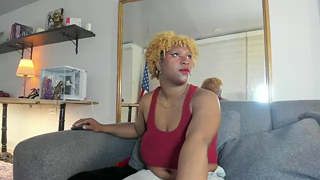 Snapshot of Nessa_fox_ chatting on 10.17.25 Nessa fox online show from 10.17.25