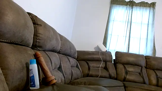 Snapshot of carlithefreak chatting on 01.29.25 carlithefreak online show from 01.29.25