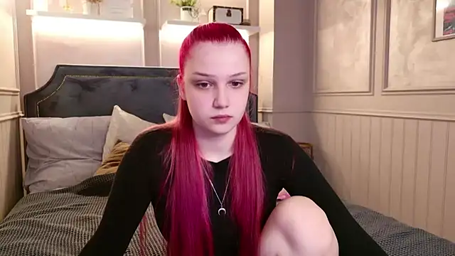 Snapshot of Wilda_Foster chatting on 10.02.25 Wilda Foster online show from 10.02.25