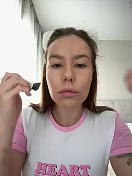 Ashley Roys online show from 03.05.26