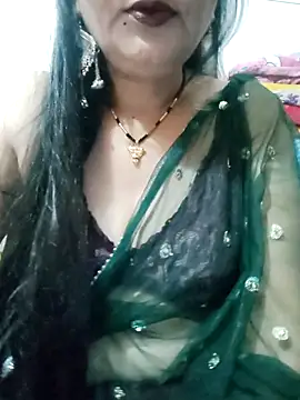 Snapshot of Cuty_siya_143 chatting on 11.04.25 Cuty siya 143 online show from 11.04.25