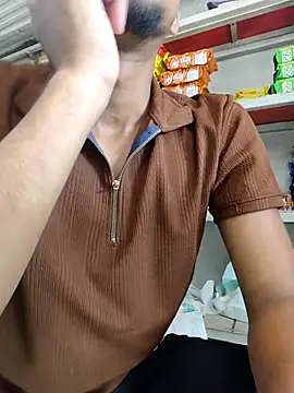 Snapshot of Irfan_irfan chatting on 12.22.25 Irfan irfan online show from 12.22.25