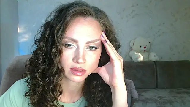 Snapshot of Amber_Carrol chatting on 06.15.26 Amber Carrol online show from 06.15.26