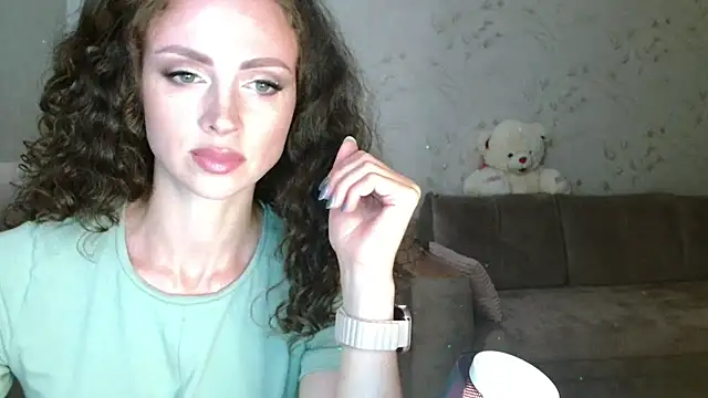 Snapshot of Amber_Carrol chatting on 07.15.26 Amber Carrol online show from 07.15.26