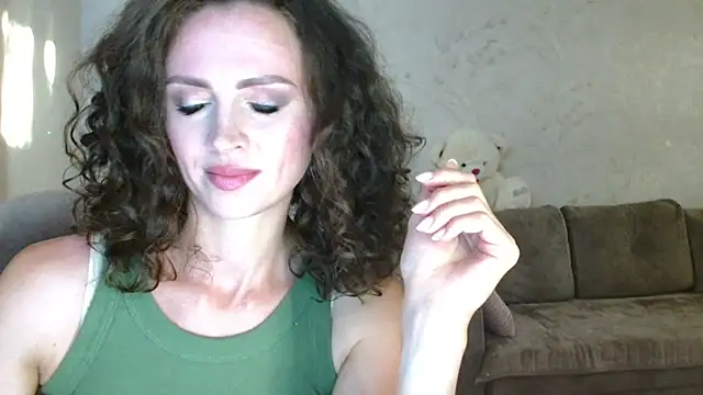 Snapshot of Amber_Carrol chatting on 08.08.26 Amber Carrol online show from 08.08.26