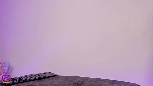 Sky Dark7 online show from 11.15.25