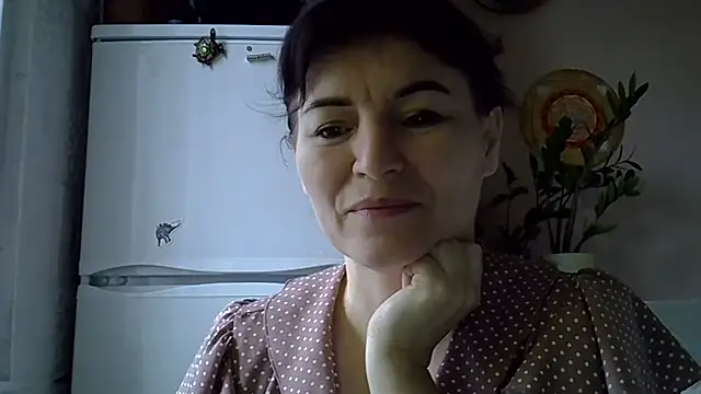 Krystal 82 online show from 11.08.25