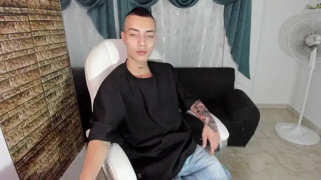 Dereck Boy8 online show from 01.15.26