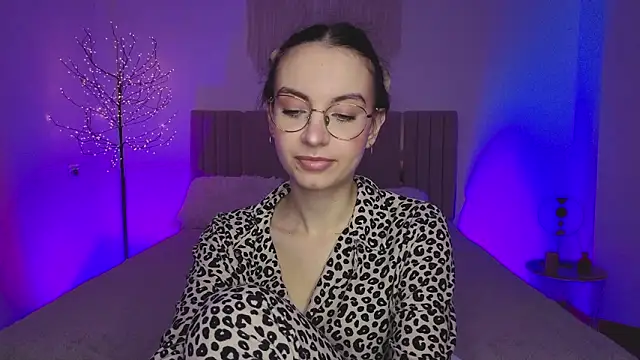 Real cutie1 online show from 03.18.26