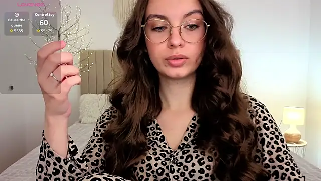 Real cutie1 online show from 06.19.26