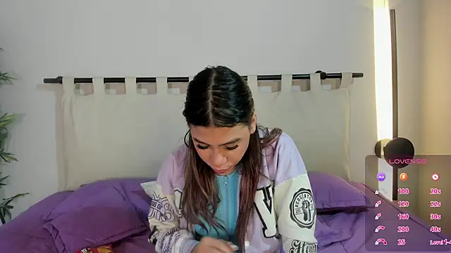 Rachell criss online show from 02.22.26