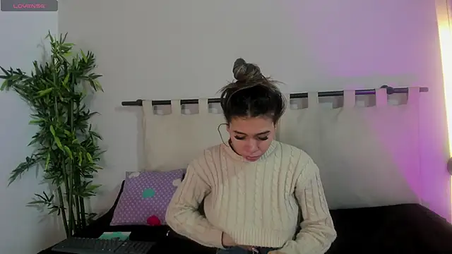 Rachell criss online show from 03.14.26