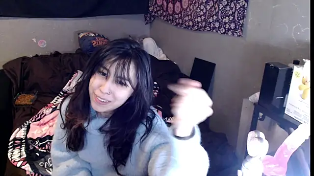 London Ray online show from 02.18.26