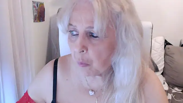 SusiLifeXXX online show from 12.19.25