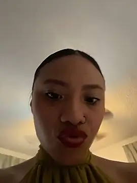 Nia Desire online show from 08.01.26