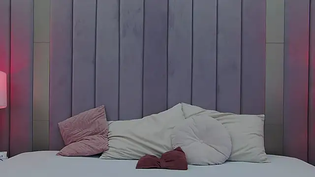 ZoeyNeal online show from 03.21.26