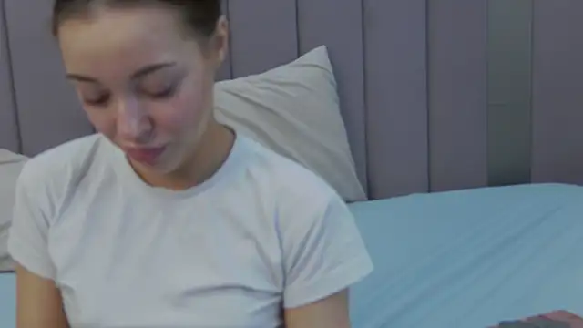 ZoeyNeal online show from 03.30.26