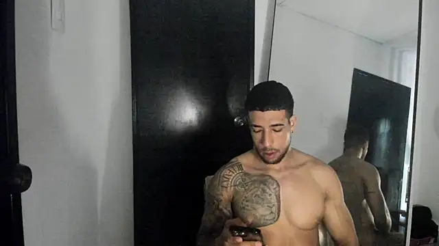 Snapshot of ThiagoLugo chatting on 05.04.26 ThiagoLugo online show from 05.04.26