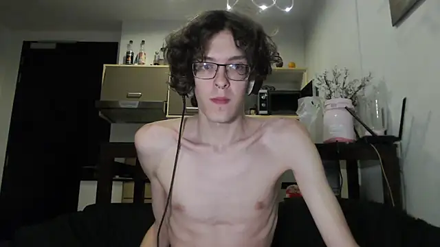 Snapshot of LovesomeCookie chatting on 10.03.25 LovesomeCookie online show from 10.03.25