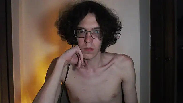 LovesomeCookie online show from 04.24.26