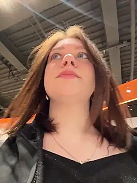 lucy-joy online show from 03.03.26