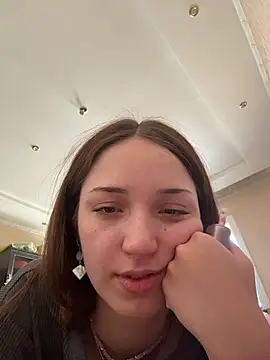 DollyTall online show from 03.28.26