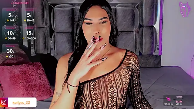 Snapshot of Keilyss_ chatting on 09.16.25 Keilyss online show from 09.16.25