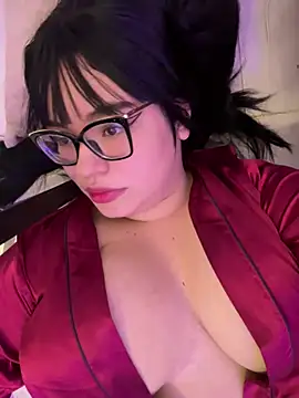 Emily Taylor2 online show from 02.10.26