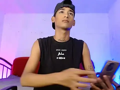 Snapshot of gabo_hotboy chatting on 03.21.26 gabo hotboy online show from 03.21.26