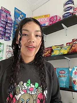 Camilla Miller01 online show from 04.18.26