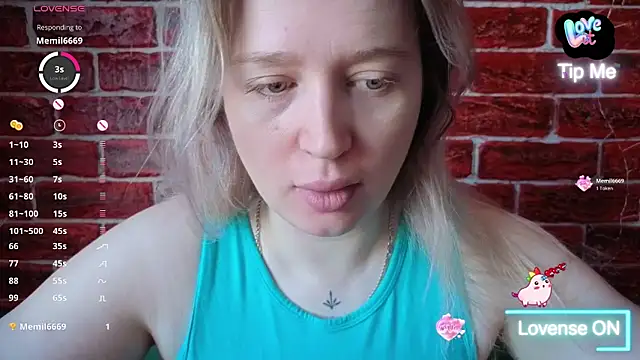 CitrusBlissss online show from 04.22.26