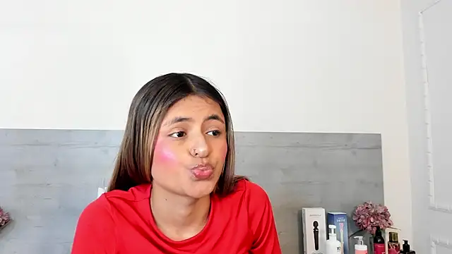 sunnyWhitee online show from 03.28.26