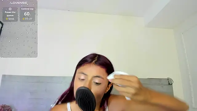 sunnyWhitee online show from 06.22.26