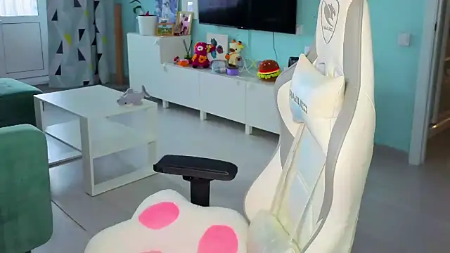 Im suka online show from 02.11.26